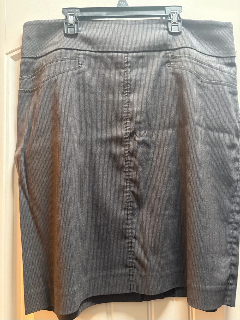 Reitmans Stretch Pencil Skirt in Dark Gray